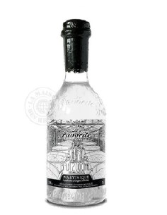 Rhum La Favorite Blanc Brut 2 Colonnes Récolte 2022 71.8%
